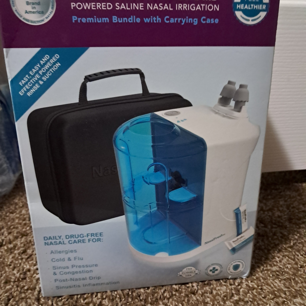 Blue and White Nasal Irrigation System